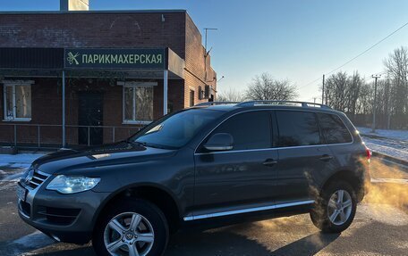 Volkswagen Touareg III, 2010 год, 1 850 000 рублей, 2 фотография