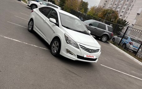 Hyundai Solaris II рестайлинг, 2016 год, 950 000 рублей, 2 фотография