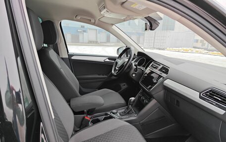 Volkswagen Tiguan II, 2018 год, 2 850 000 рублей, 14 фотография