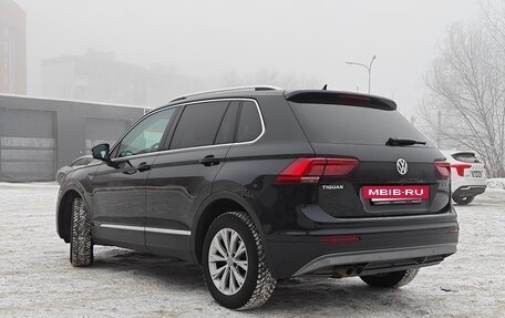 Volkswagen Tiguan II, 2018 год, 2 850 000 рублей, 6 фотография