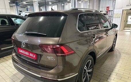 Volkswagen Tiguan II, 2018 год, 3 147 000 рублей, 14 фотография