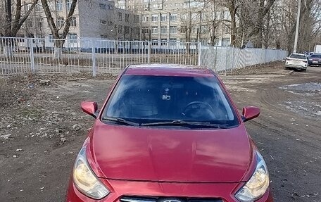 Hyundai Solaris II рестайлинг, 2011 год, 720 000 рублей, 6 фотография