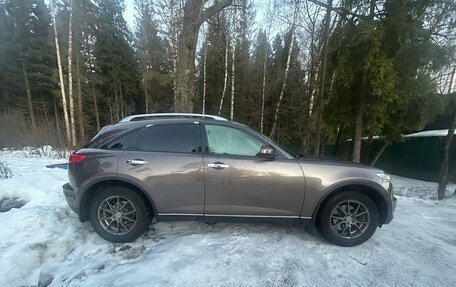 Infiniti FX I, 2004 год, 850 000 рублей, 5 фотография