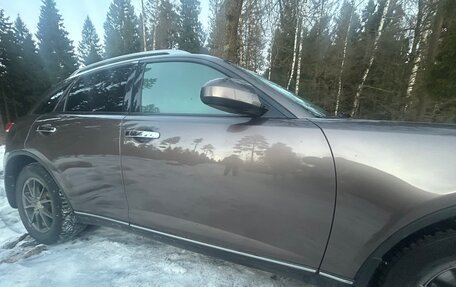 Infiniti FX I, 2004 год, 850 000 рублей, 17 фотография