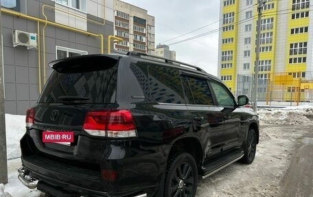 Toyota Land Cruiser 200, 2016 год, 8 фотография