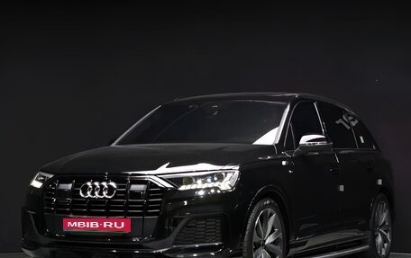 Audi Q7, 2022 год, 9 000 000 рублей, 1 фотография