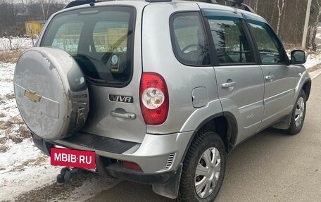 Chevrolet Niva I рестайлинг, 2015 год, 730 000 рублей, 3 фотография