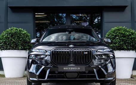 BMW X7, 2023 год, 17 025 000 рублей, 3 фотография