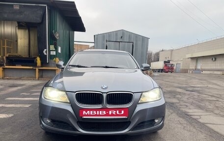 BMW 3 серия, 2009 год, 1 000 000 рублей, 2 фотография