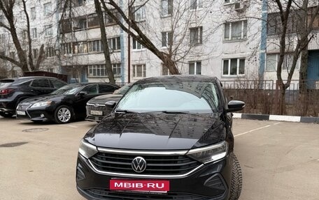 Volkswagen Polo VI (EU Market), 2021 год, 1 495 000 рублей, 1 фотография