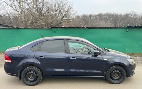 Volkswagen Polo VI (EU Market), 2012 год, 800 000 рублей, 4 фотография