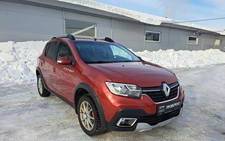 Renault Sandero II рестайлинг, 2020 год, 1 199 000 рублей, 3 фотография