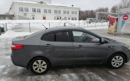 KIA Rio III рестайлинг, 2013 год, 460 000 рублей, 1 фотография