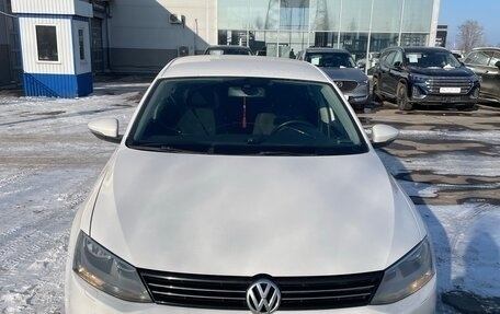 Volkswagen Jetta VI, 2011 год, 850 000 рублей, 1 фотография