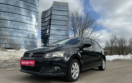 Volkswagen Polo VI (EU Market), 2012 год, 1 080 000 рублей, 1 фотография