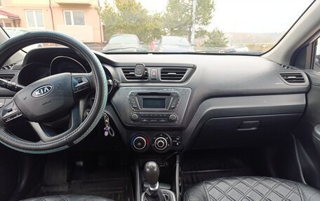 KIA Rio III рестайлинг, 2011 год, 700 000 рублей, 6 фотография