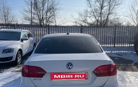 Volkswagen Jetta VI, 2011 год, 850 000 рублей, 4 фотография