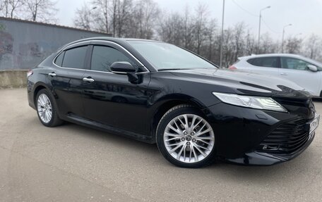 Toyota Camry, 2019 год, 3 000 000 рублей, 3 фотография