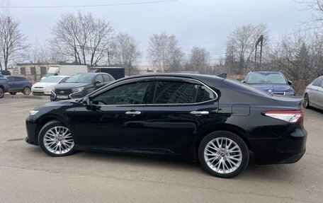 Toyota Camry, 2019 год, 3 000 000 рублей, 16 фотография