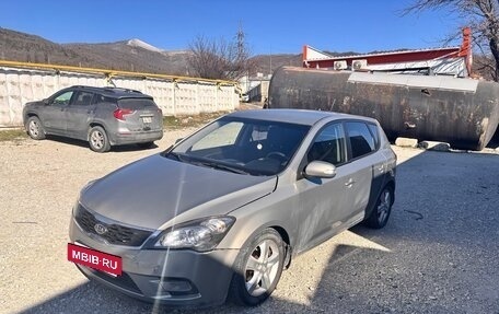 KIA cee'd I рестайлинг, 2011 год, 965 000 рублей, 4 фотография