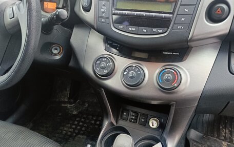 Toyota RAV4, 2010 год, 1 500 000 рублей, 10 фотография