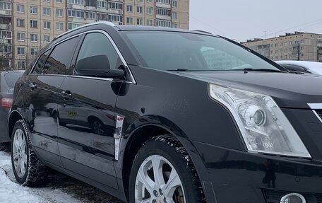 Cadillac SRX II рестайлинг, 2011 год, 1 500 000 рублей, 22 фотография