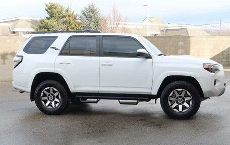 Toyota 4Runner V, 2024 год, 3 фотография