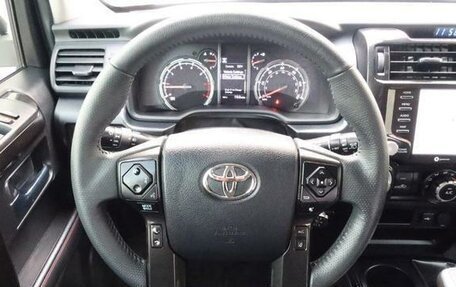 Toyota 4Runner V, 2024 год, 17 фотография