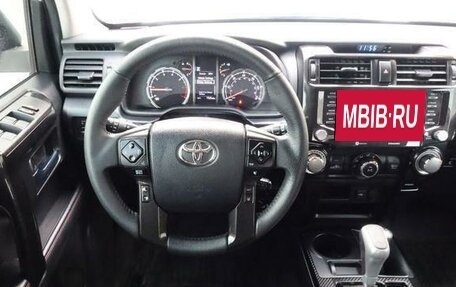 Toyota 4Runner V, 2024 год, 10 фотография