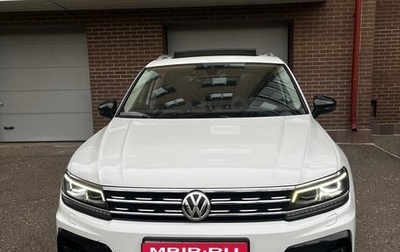 Volkswagen Tiguan II, 2019 год, 3 200 000 рублей, 1 фотография