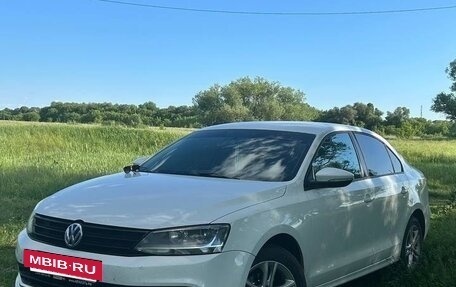 Volkswagen Jetta VI, 2016 год, 1 200 000 рублей, 7 фотография