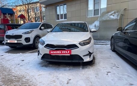 KIA cee'd III, 2021 год, 2 400 000 рублей, 3 фотография