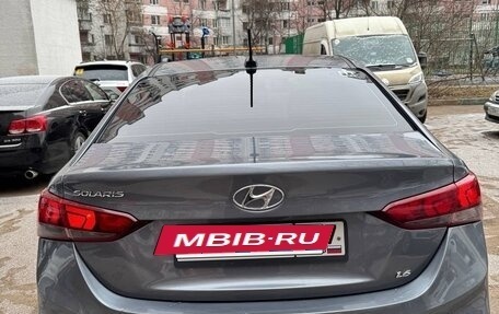 Hyundai Solaris II рестайлинг, 2018 год, 1 200 000 рублей, 3 фотография