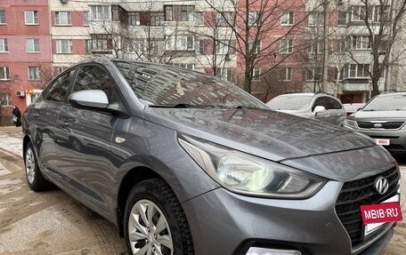 Hyundai Solaris II рестайлинг, 2018 год, 1 200 000 рублей, 5 фотография