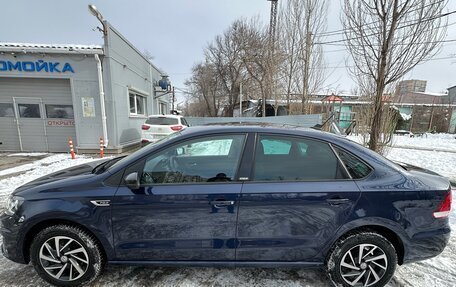 Volkswagen Polo VI (EU Market), 2017 год, 1 295 000 рублей, 2 фотография