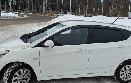 Hyundai Solaris II рестайлинг, 2015 год, 920 000 рублей, 5 фотография