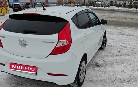 Hyundai Solaris II рестайлинг, 2015 год, 920 000 рублей, 9 фотография