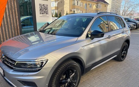 Volkswagen Tiguan II, 2019 год, 3 100 000 рублей, 3 фотография