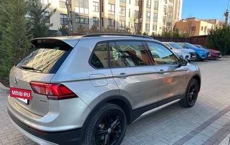 Volkswagen Tiguan II, 2019 год, 3 100 000 рублей, 6 фотография