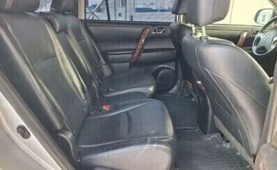 Toyota Highlander III, 2011 год, 2 250 000 рублей, 10 фотография