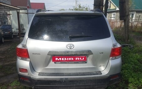 Toyota Highlander III, 2011 год, 2 250 000 рублей, 21 фотография