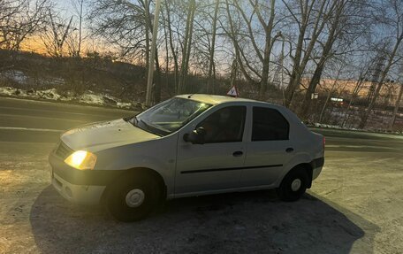 Renault Logan I, 2005 год, 300 000 рублей, 32 фотография