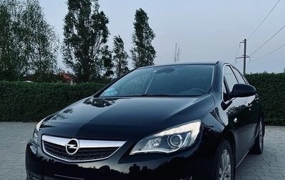 Opel Astra J, 2010 год, 900 000 рублей, 1 фотография