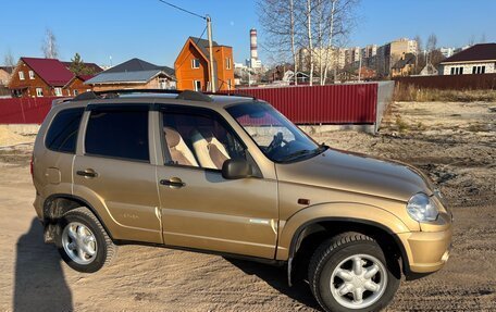 Chevrolet Niva I рестайлинг, 2004 год, 350 000 рублей, 11 фотография