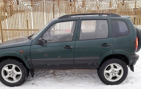 Chevrolet Niva I рестайлинг, 2004 год, 300 000 рублей, 3 фотография