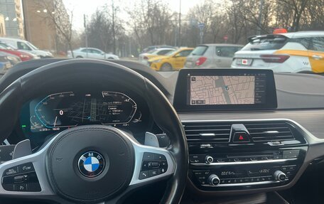 BMW 5 серия, 2019 год, 4 500 000 рублей, 10 фотография