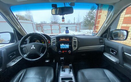 Mitsubishi Pajero IV, 2014 год, 2 399 990 рублей, 13 фотография