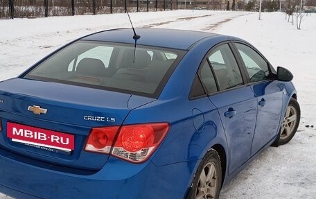 Chevrolet Cruze II, 2011 год, 630 000 рублей, 2 фотография