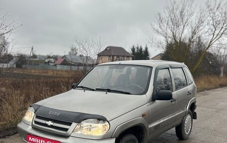 Chevrolet Niva I рестайлинг, 2007 год, 420 000 рублей, 2 фотография