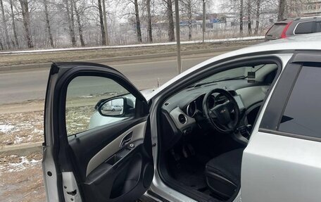 Chevrolet Cruze II, 2011 год, 580 000 рублей, 9 фотография